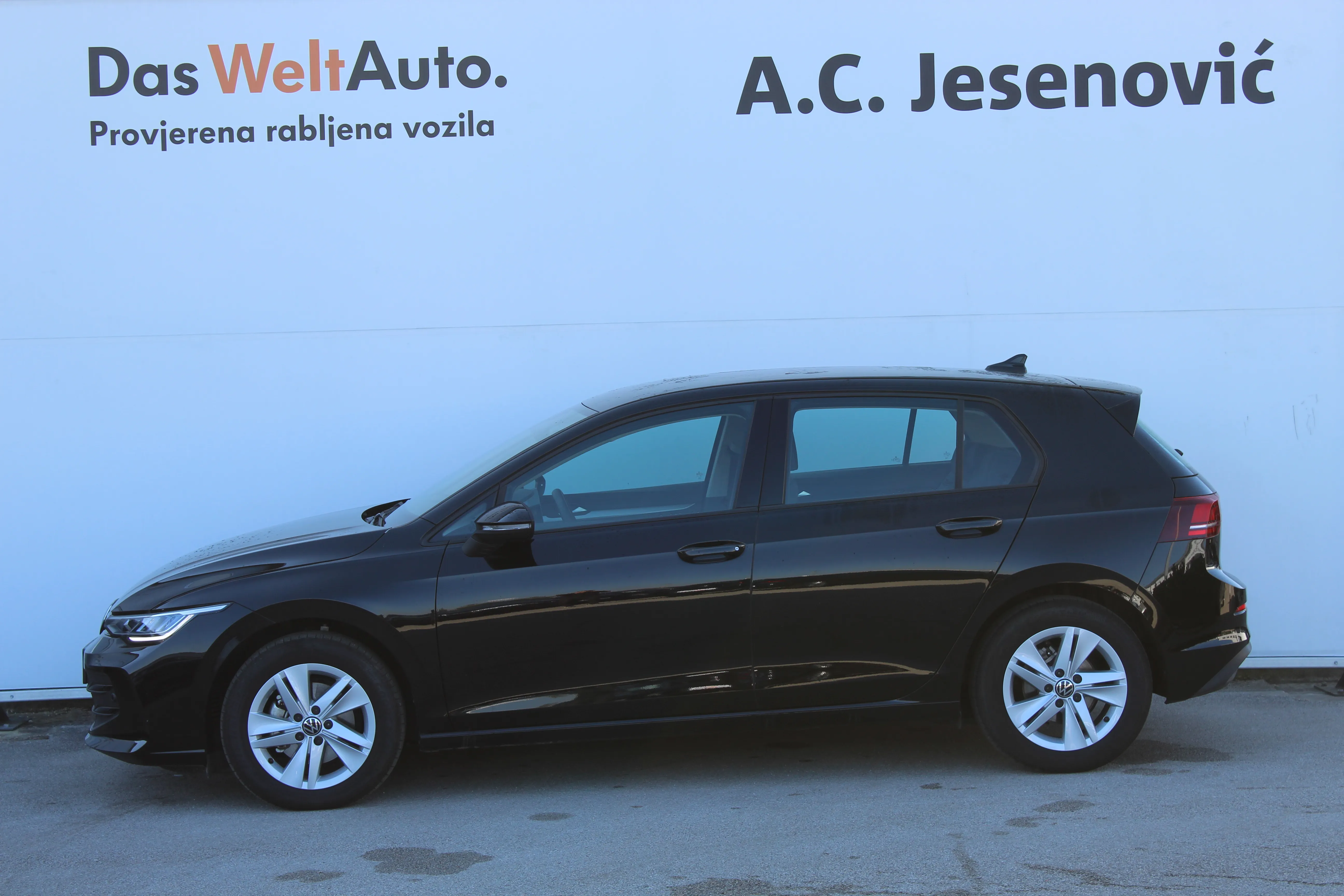 12931 volkswagen golf 8 1.5 tsi - slika 6