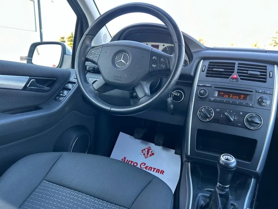 mercedes b 180 cdi 2010.,klima, servis, park senz, 5-vrata, alu, led - slika 10