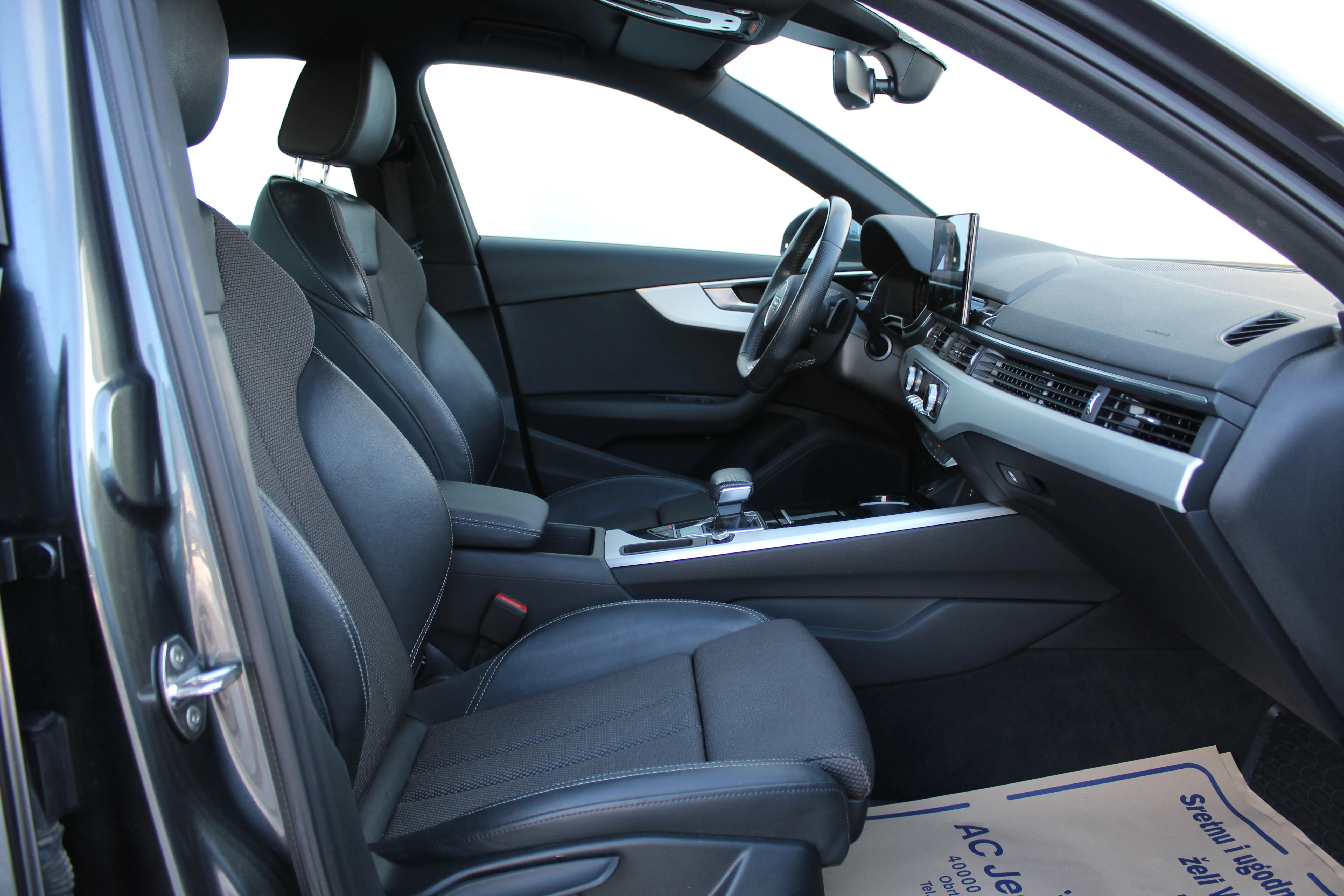 audi a4 35tdi s tr s line+ - slika 12