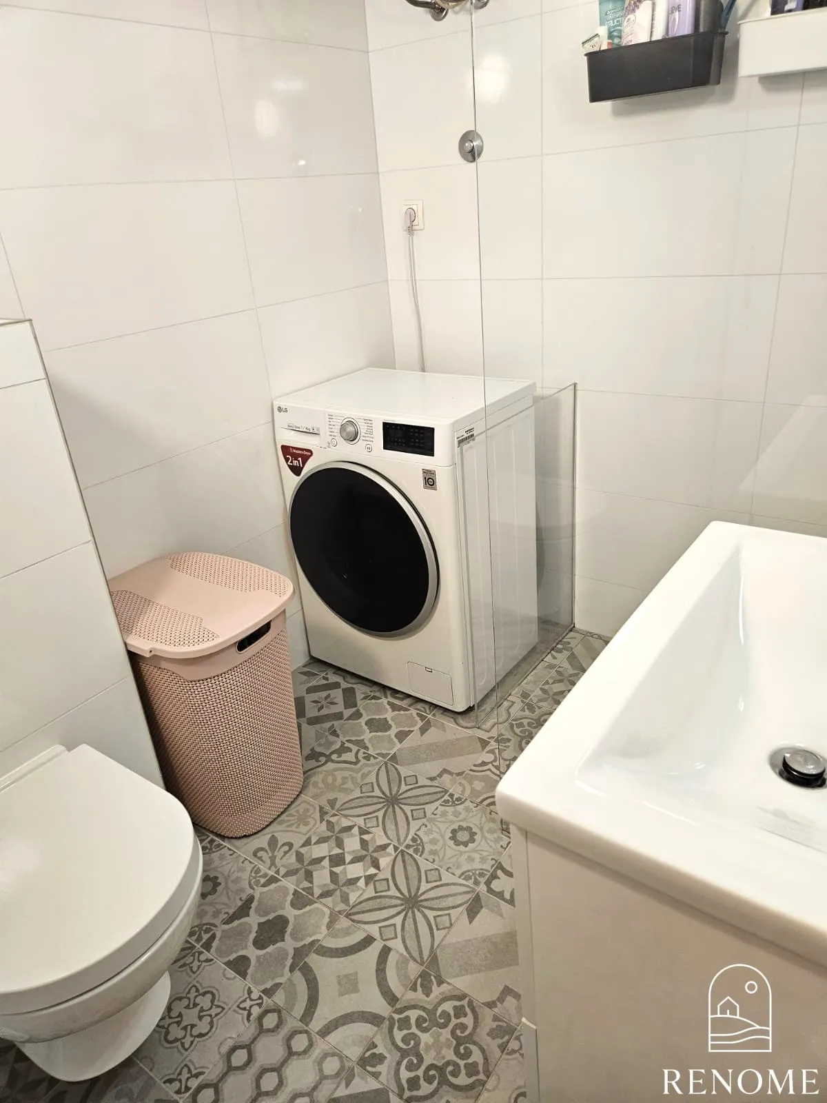 stan u starom dijelu grada 50 metara od mora - slika 13