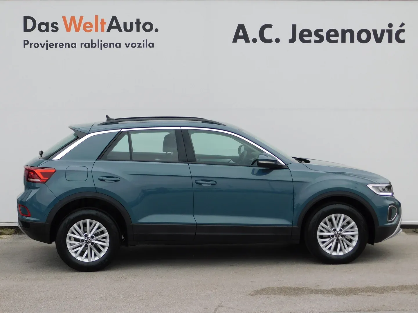 10581 volkswagen t-roc 1.0 tsi life - slika 4