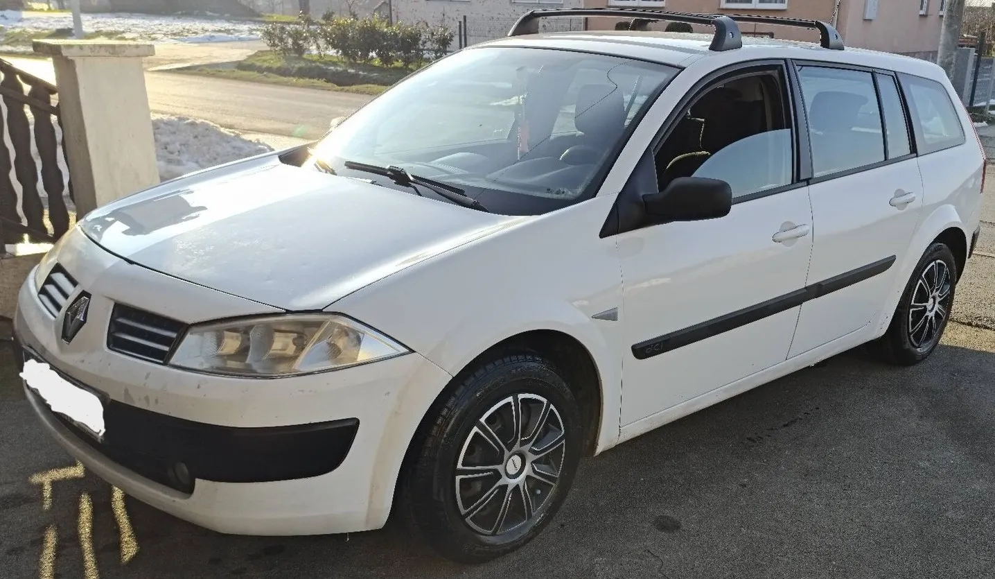 megane grandtour 1,5 dci - slika 4