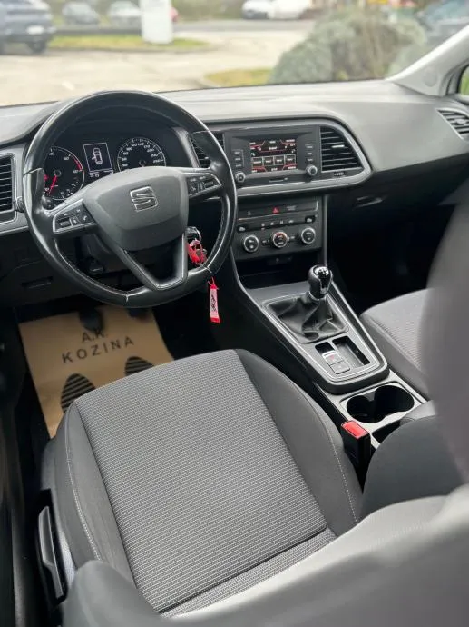 seat leon 1,6 tdi style - slika 7