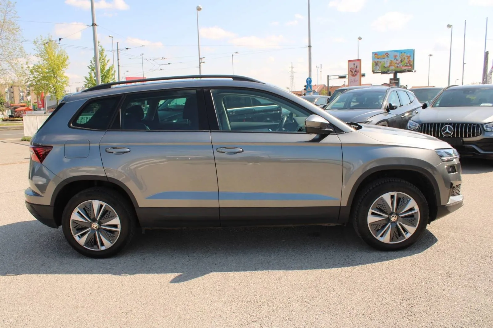 škoda karoq 1.5 tsi dsg *led, navigacija, kamera* - slika 4