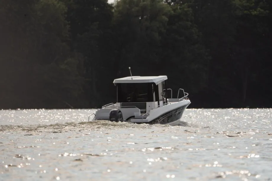 marion 722 pilothouse - slika 8