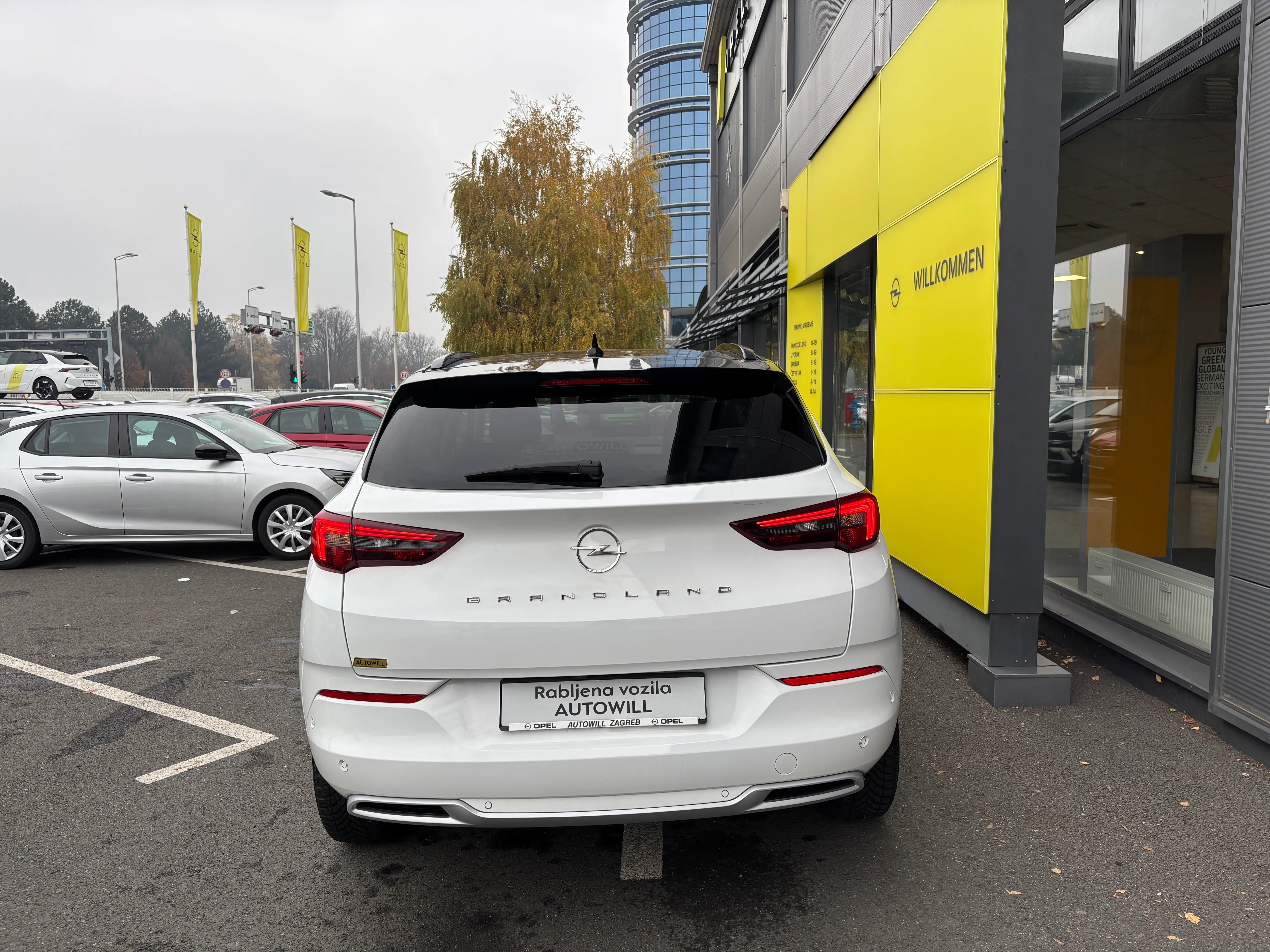 opel grandland ultimate 1,5 d at8 - slika 4