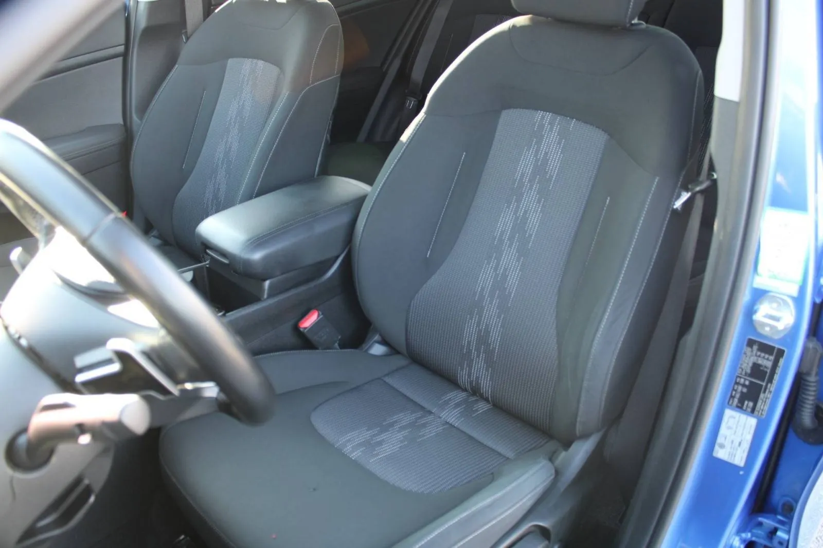 kia sportage 1.6 tgdi style automatik *led, navigacija, kamera* - slika 18