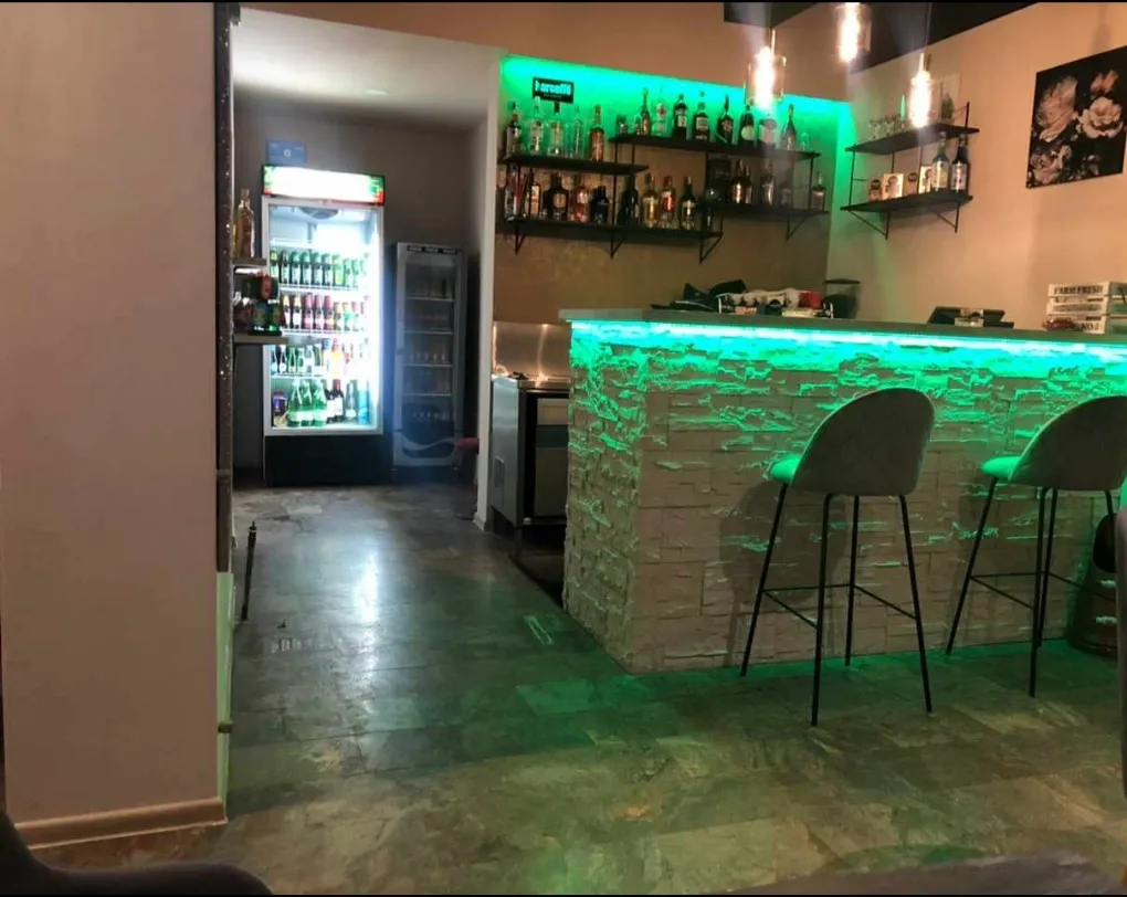 caffe bar 110 m2 - zaprešić -strogi centar - slika 15