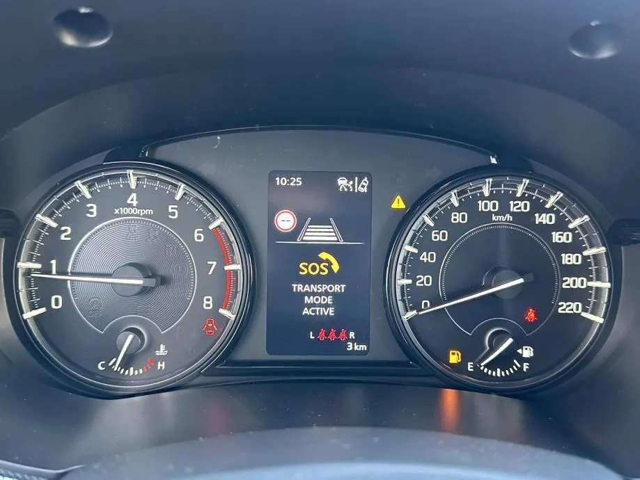 suzuki vitara 1,4 glx elegance hybrid at dostupno odmah!!! - slika 11