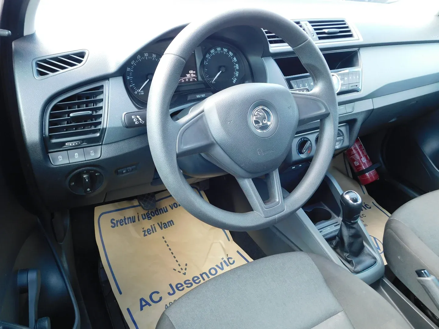 09890 škoda fabia active 1.4 tdi - slika 7