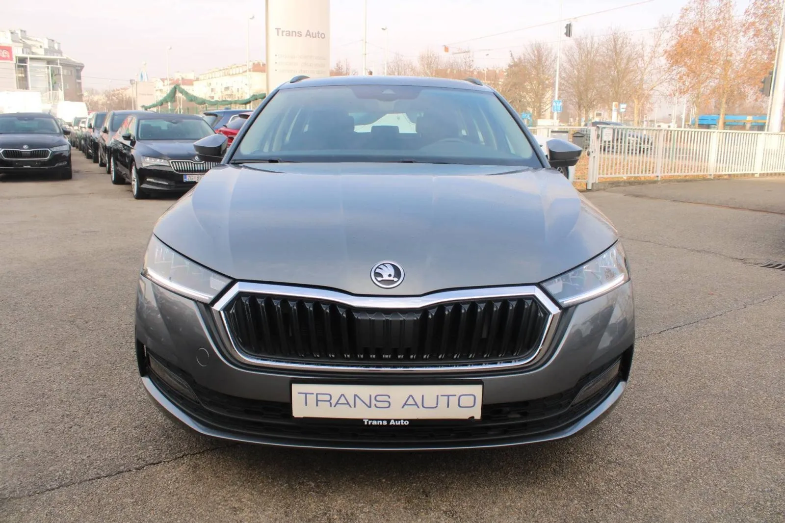 škoda octavia combi 2.0 tdi dsg 150ks *led, navigacija* - slika 2
