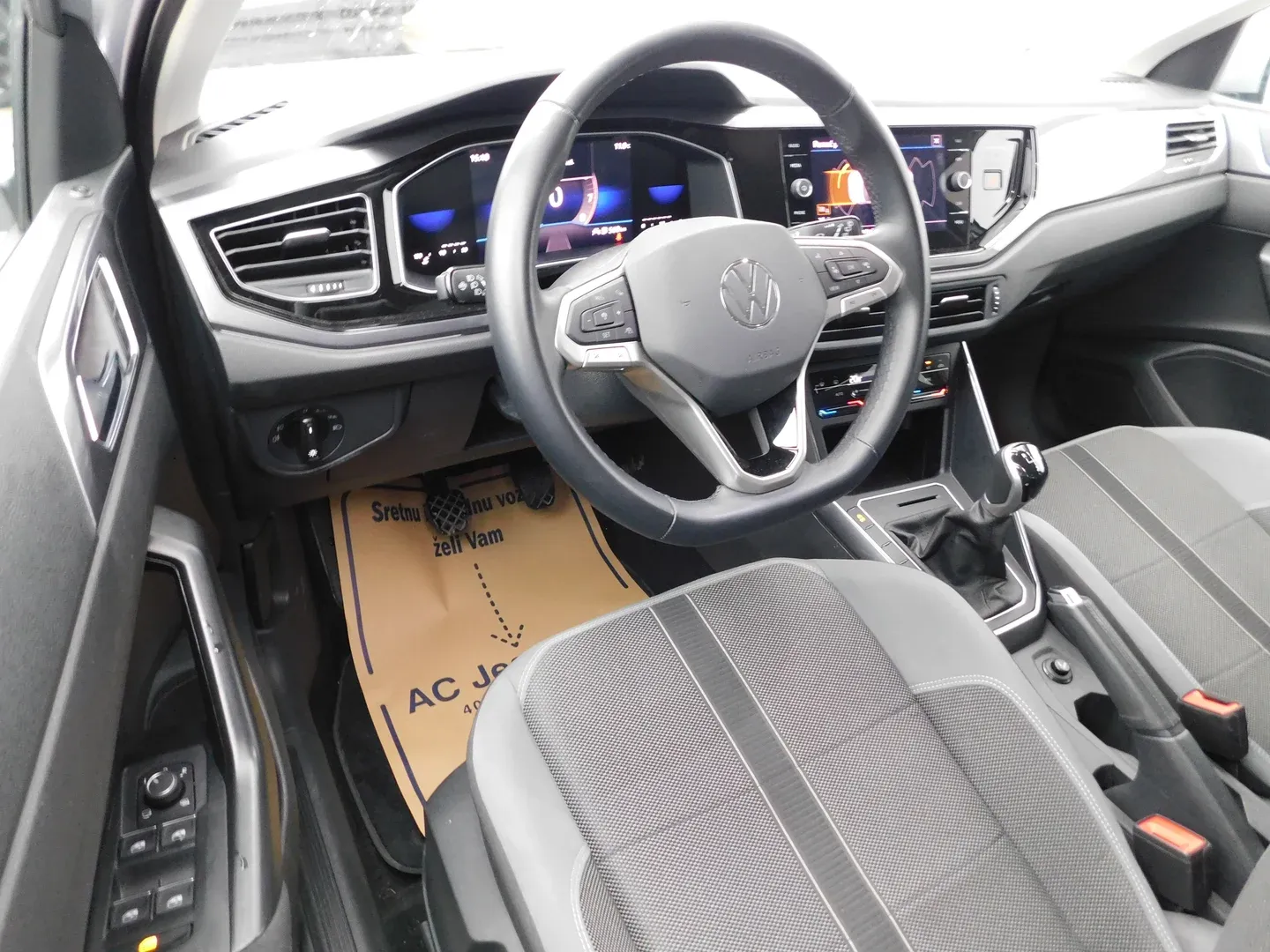 11643 volkswagen polo 1.0 tsi style - slika 8