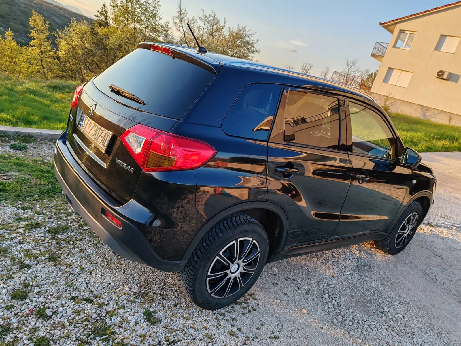 suzuki vitara - slika 9