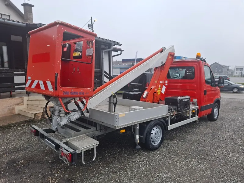 iveco daily 35s11*dizalica košara sa stopama* - slika 5