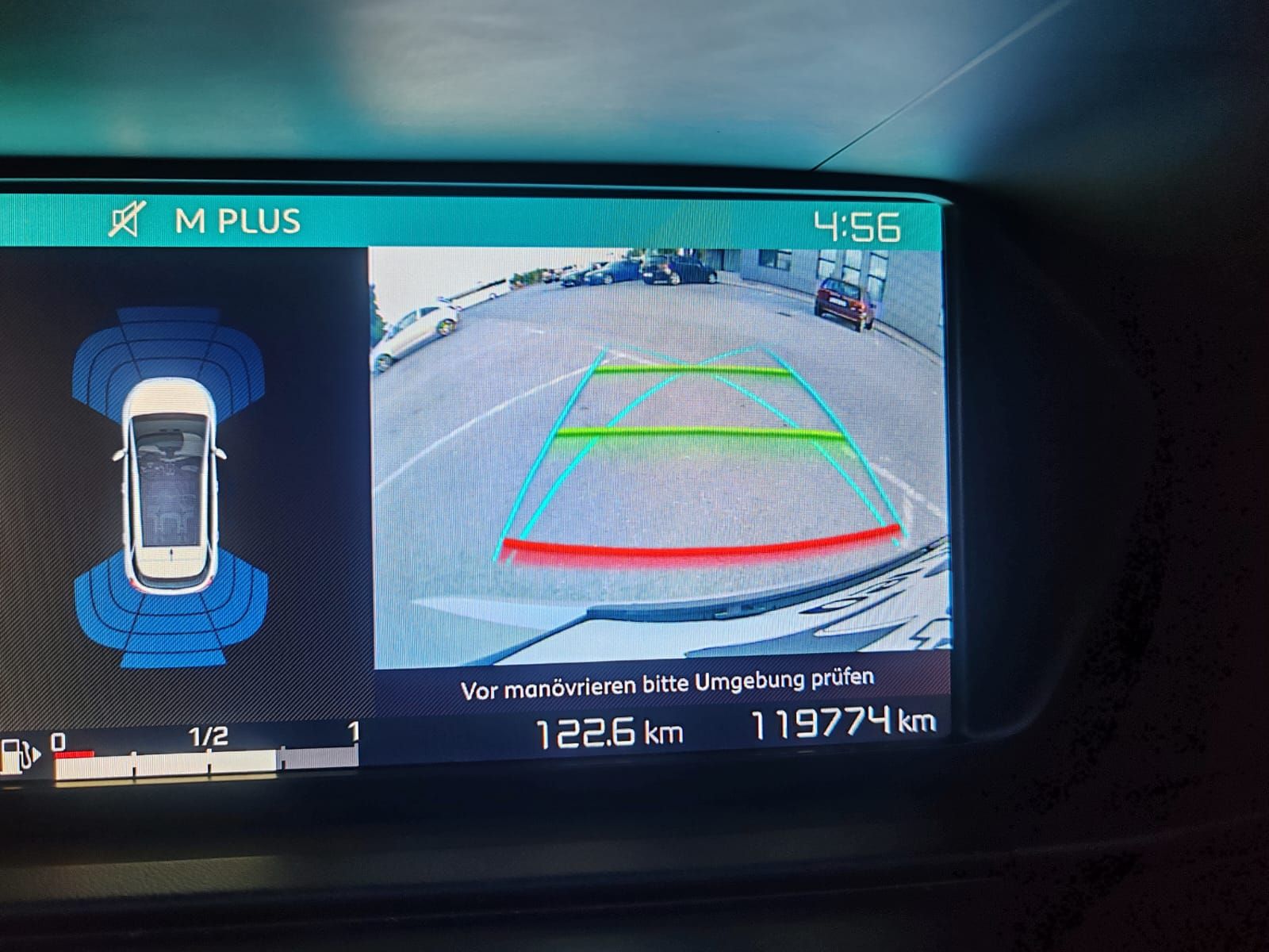 citroën c4 picasso 1,2 s&s seduction ,2016 g. 119000 km. - slika 13
