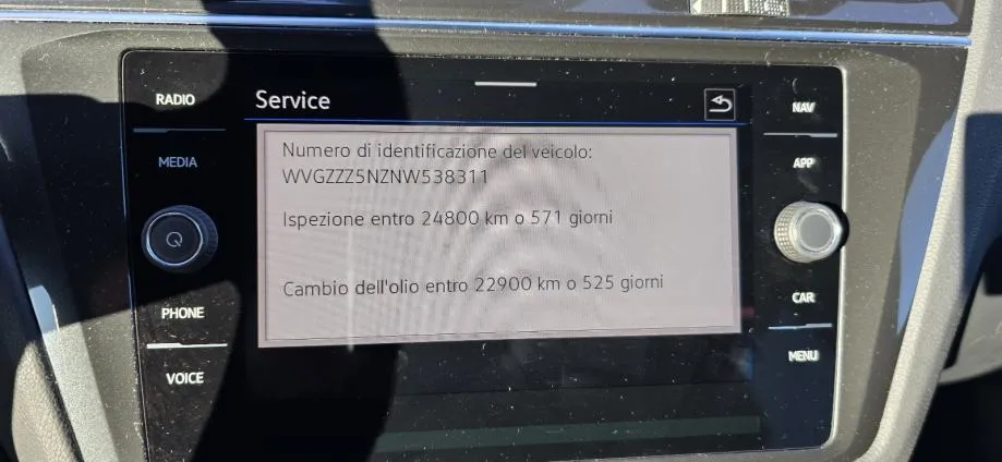 vw tiguan 2,0 r line - 2021 - 120.000km - navi - full - reg 1 god !!! - slika 20