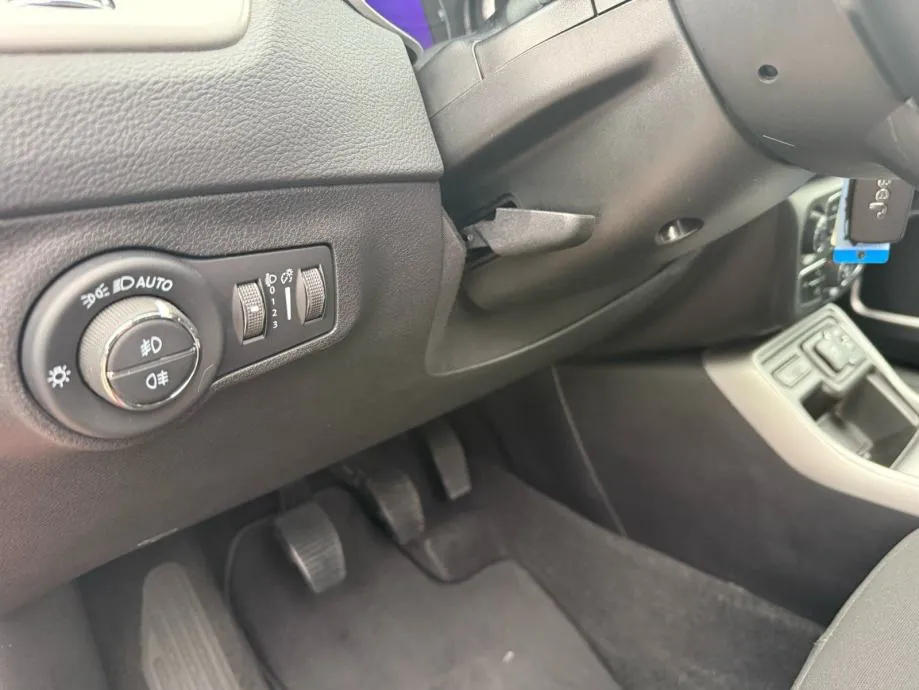 jeep compass 1,6 multijet business, senzori, kamera, 4x garancija!!! - slika 15