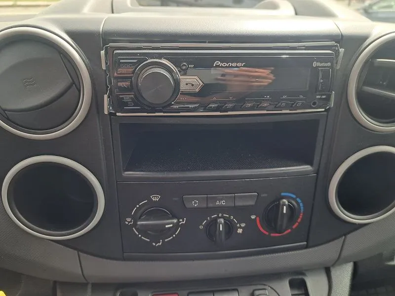 citroen berlingo 1.6 hdi*100ks*klima* - slika 15