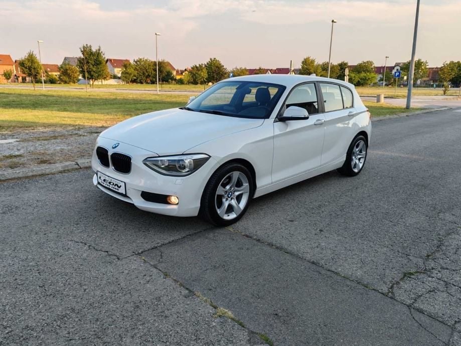 BMW serija 1 116d,2014 GOD, NAVIGACIJA,KARTICE REG. 12 MJ 2025 - Slavonski Brod