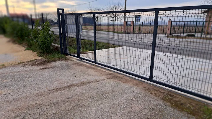 za autosalon, trgovinu ili parkiralište s mtu u bukovju bistranskom - slika 3