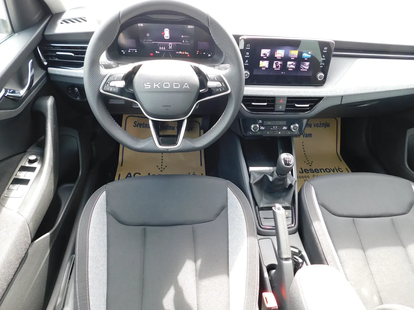 12736 škoda kamiq fl selection 1.0 tsi - slika 10