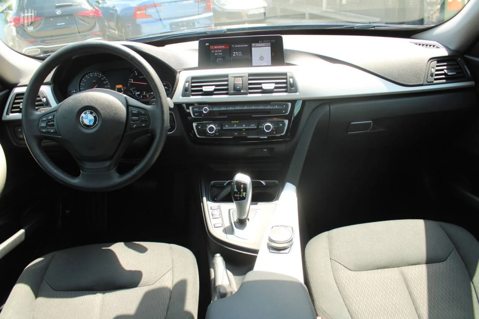 bmw serija 3 gran tourismo 320d xdrive automatik *led, navigacija, kam - slika 12