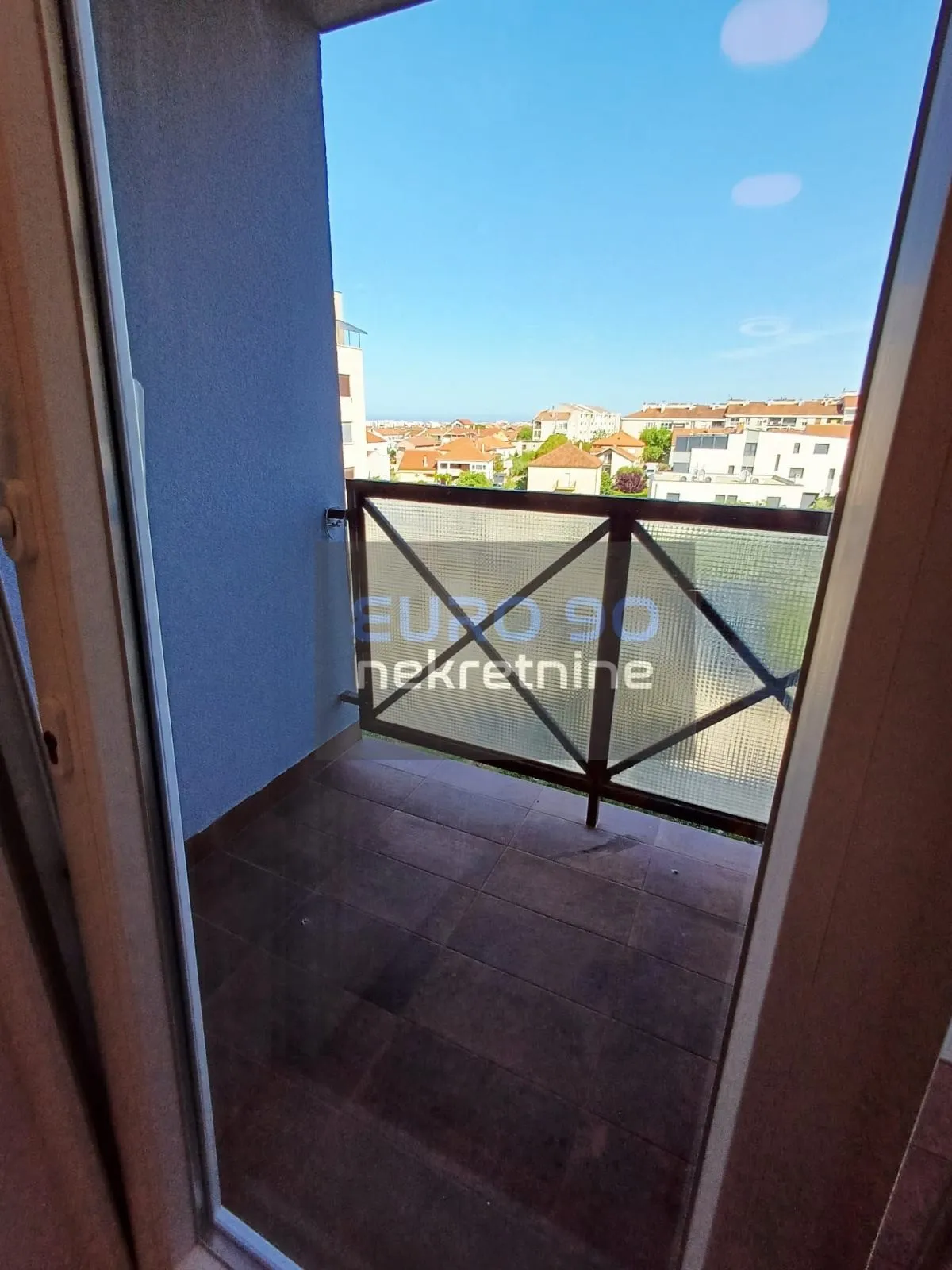 zadar / bili brig- renoviran i namješten dvosoban stan, 75 m2 !!! - slika 13
