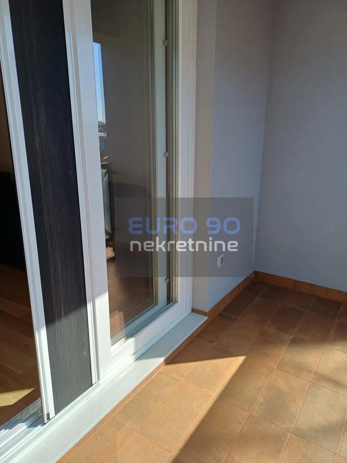 zadar / bili brig- renoviran i namješten dvosoban stan, 75 m2 !!! - slika 4