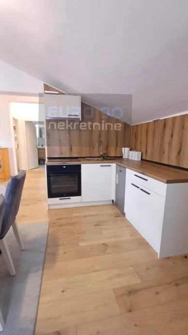zadar/bokanjac-renoviran i namješten veliki stan 89m2,2parkirna mjesta - slika 5