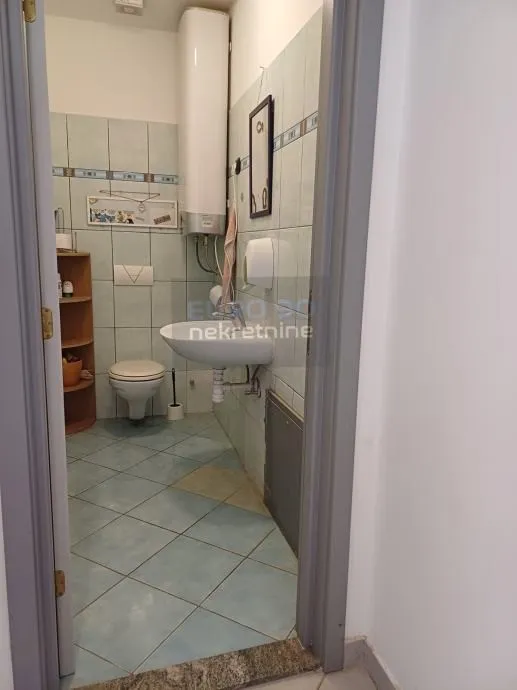 zadar/bokanjac-stambeno-poslovni objekat s tri stana !!! (prodaja) - slika 10
