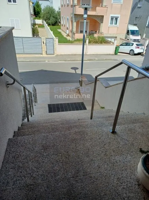 zadar/bokanjac-stambeno-poslovni objekat s tri stana !!! (prodaja) - slika 5