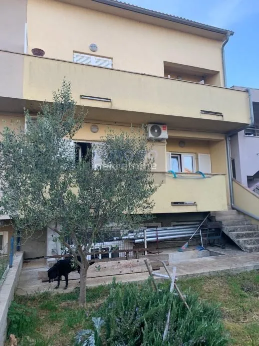 zadar/bokanjac-stambeno-poslovni objekat s tri stana !!! (prodaja) - slika 3