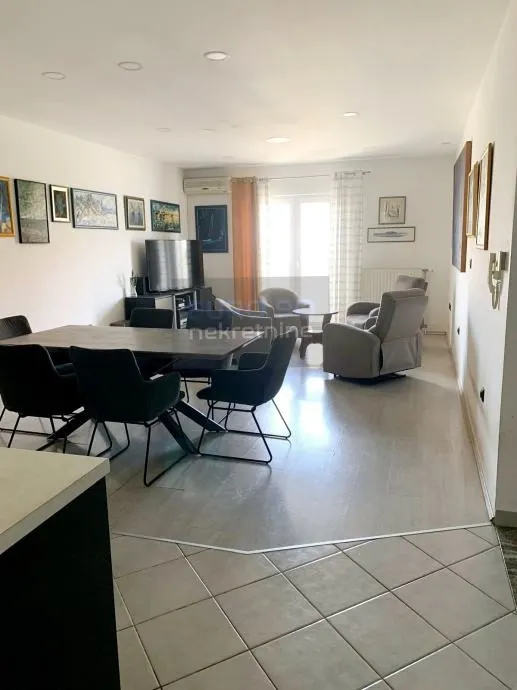 zadar/bokanjac-stambeno-poslovni objekat s tri stana !!! (prodaja) - slika 13