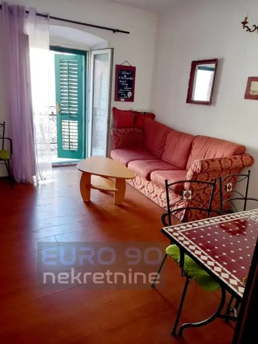 zadar/poluotok- renovirani hostel u samom centru grada - slika 5