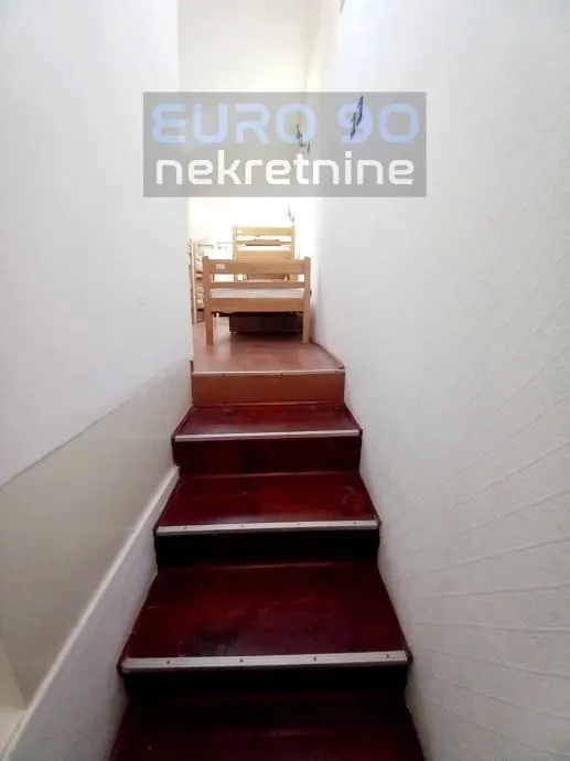 zadar/poluotok- renovirani hostel u samom centru grada - slika 6