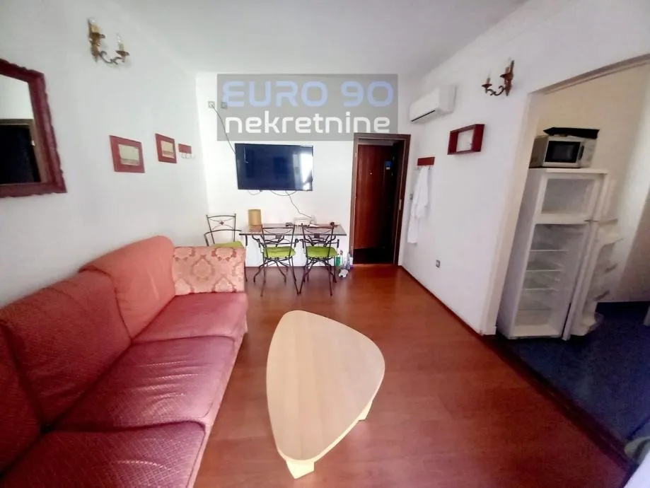 zadar/poluotok- renovirani hostel u samom centru grada - slika 7