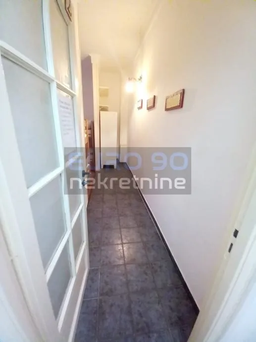 zadar/poluotok- renovirani hostel u samom centru grada - slika 14