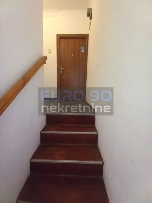 zadar/poluotok- renovirani hostel u samom centru grada - slika 19