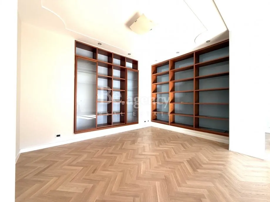 zagreb, centar - trg bana jelačića 154 m2 (najam) (iznajmljivanje) - slika 3