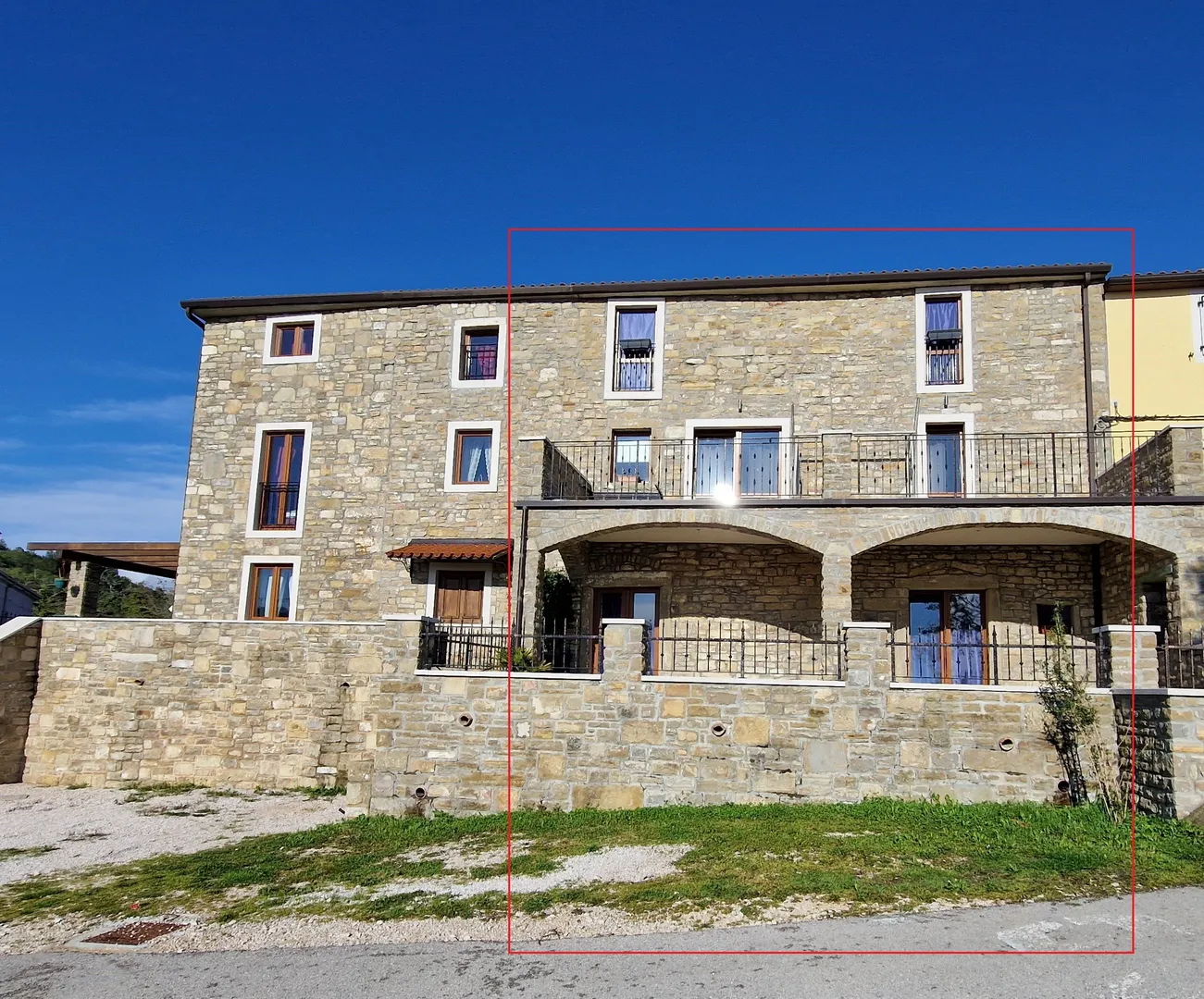 kuća s čarobnim pogledom na more u okolici buja - slika 2