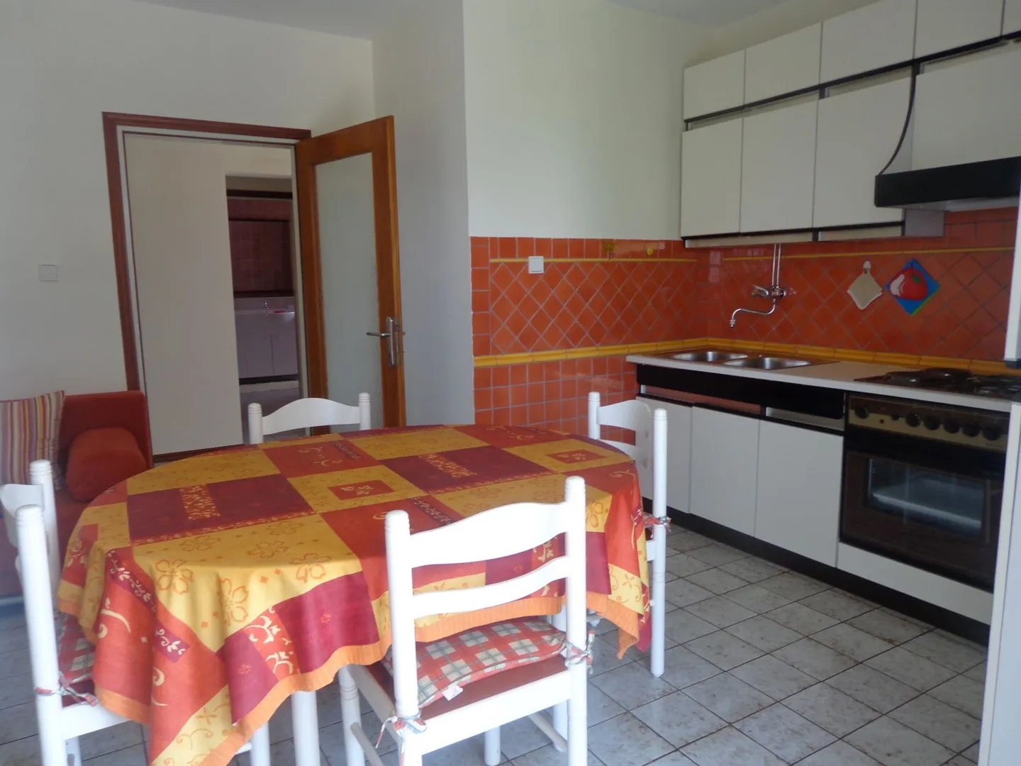 vila u prvome redu do mora - slika 8