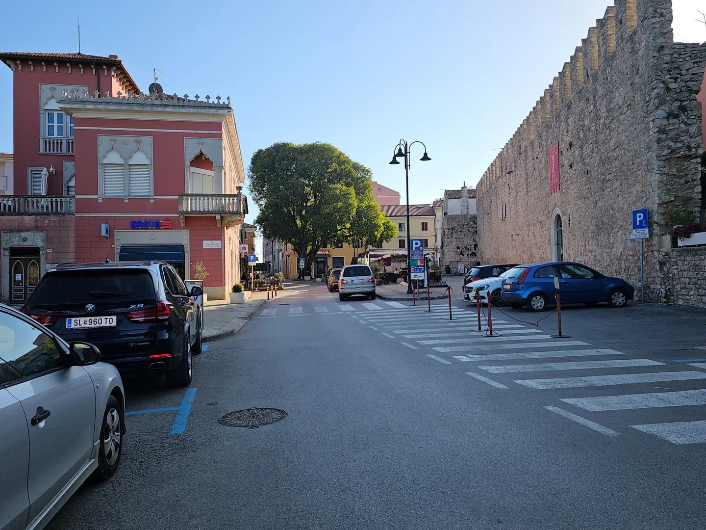 stan u novigradu u prizemlju blizu plaže i mora - slika 12