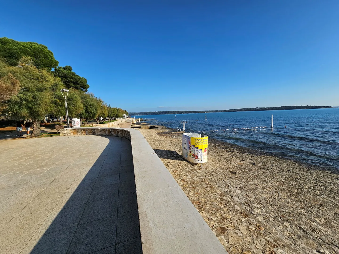stan u novigradu u prizemlju blizu plaže i mora - slika 14