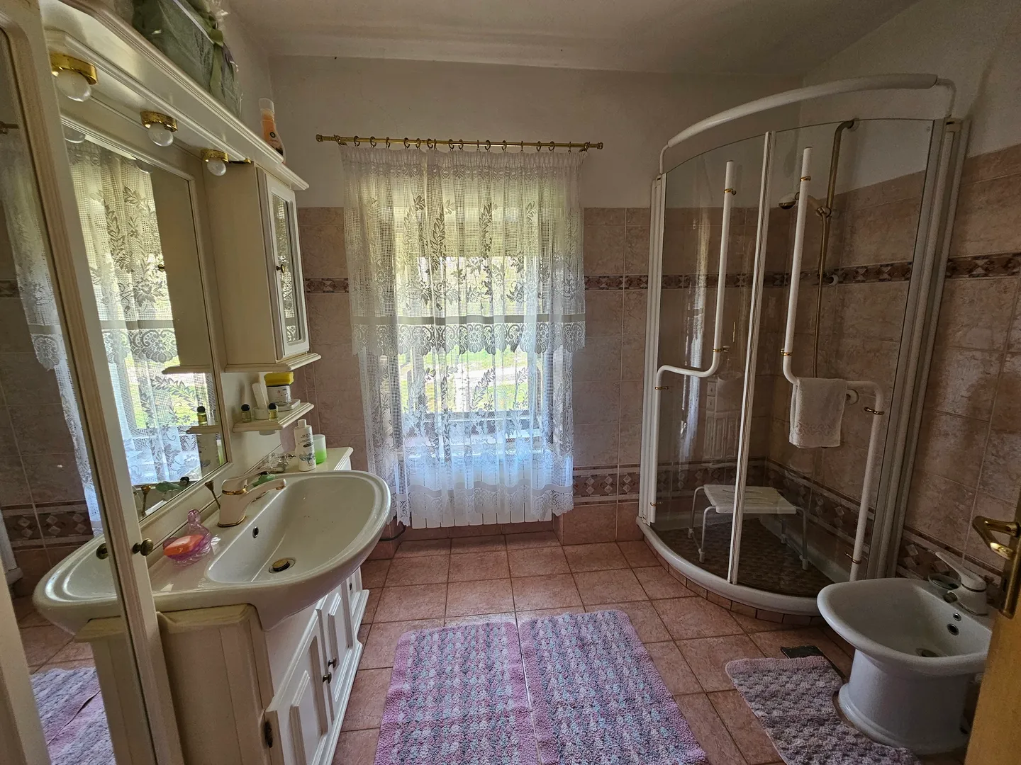 kamena kuća s velikim dvorištem kod buja u istri - slika 6