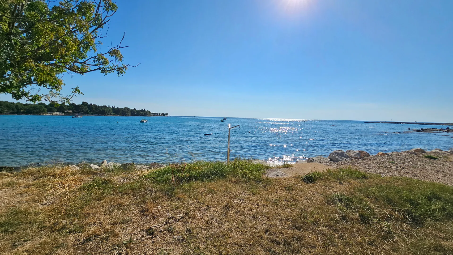 kamena kuća u okolici lovrečice , samo 2,5 km od plaže i mora - slika 10