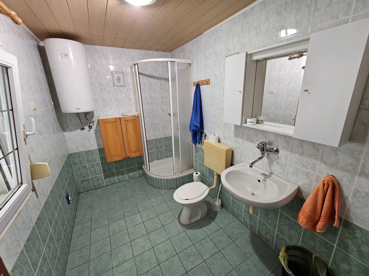 stan u novigradu u prizemlju blizu plaže i mora - slika 8