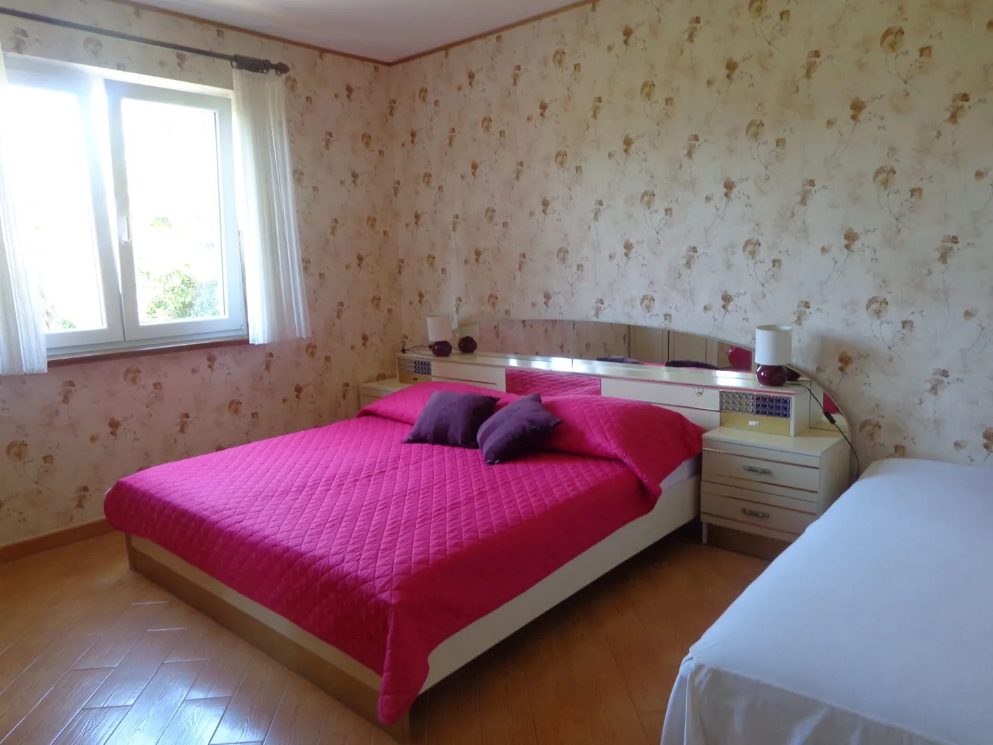 vila u prvome redu do mora - slika 10
