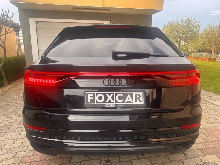 audi q8 50tdi s-line quattro 210kw 2020g black paket top stanje - slika 8