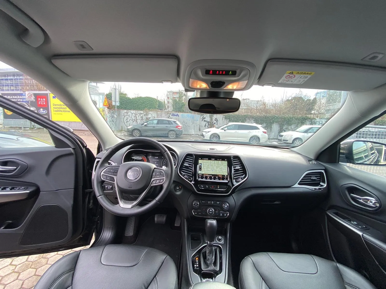jeep cherokee 2,2 automatik limited 4x4, navi, kamera, 4x garancija!!! - slika 18
