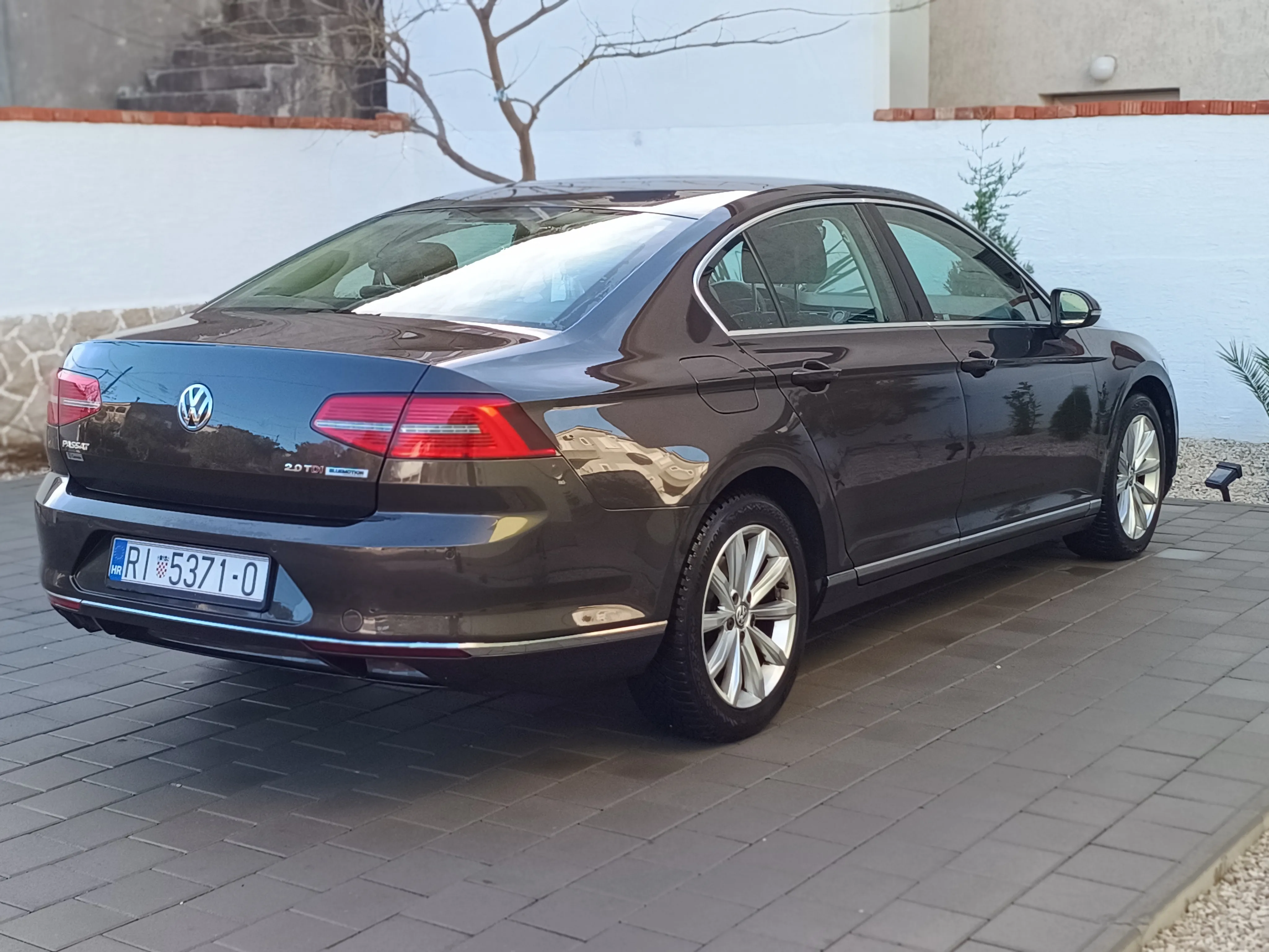 passat b8 2.0 tdi 190 ks higline - slika 7